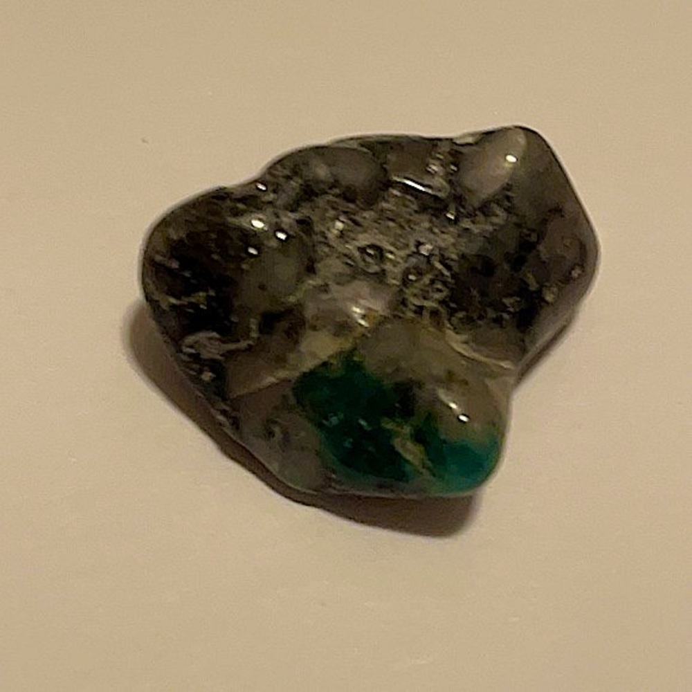 Brazilian Emerald, Mica, Indigenous Stone💚 Tumbled & Super Polished - Picture 13 of 16
